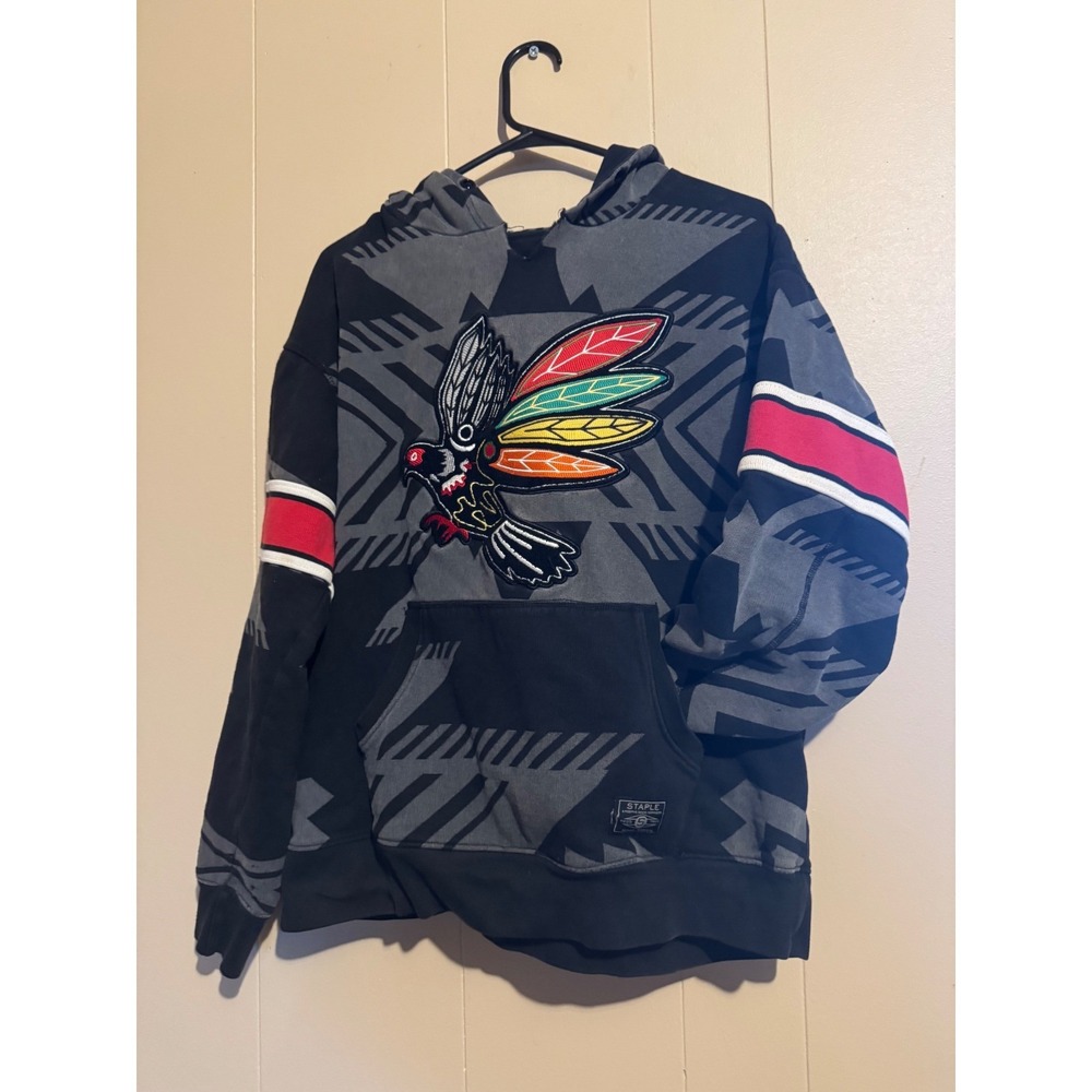 Staple Pigeon Chicago Blackhawks Pullover Hoodie Aztec Pattern Mens - Picture 2 of 10